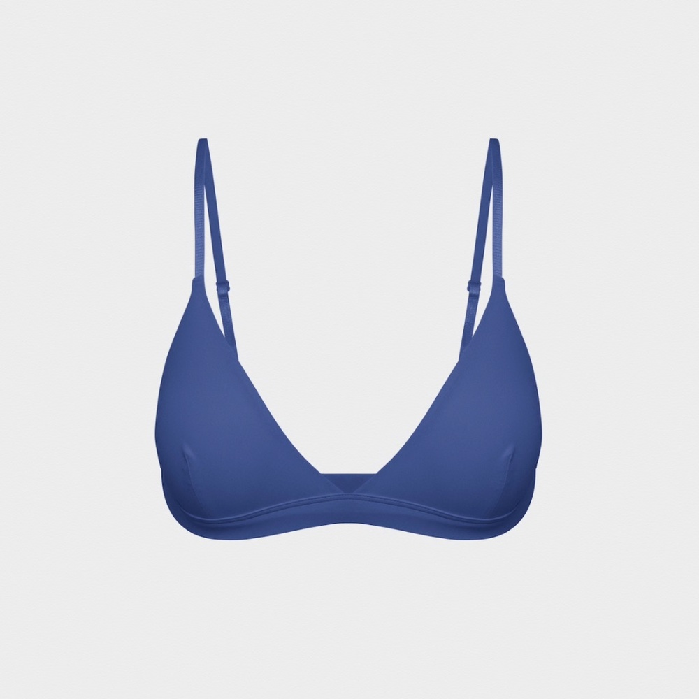 ISO Aritzia Talula Triangle Bralette in Nightshade Blue NWT Size Medium